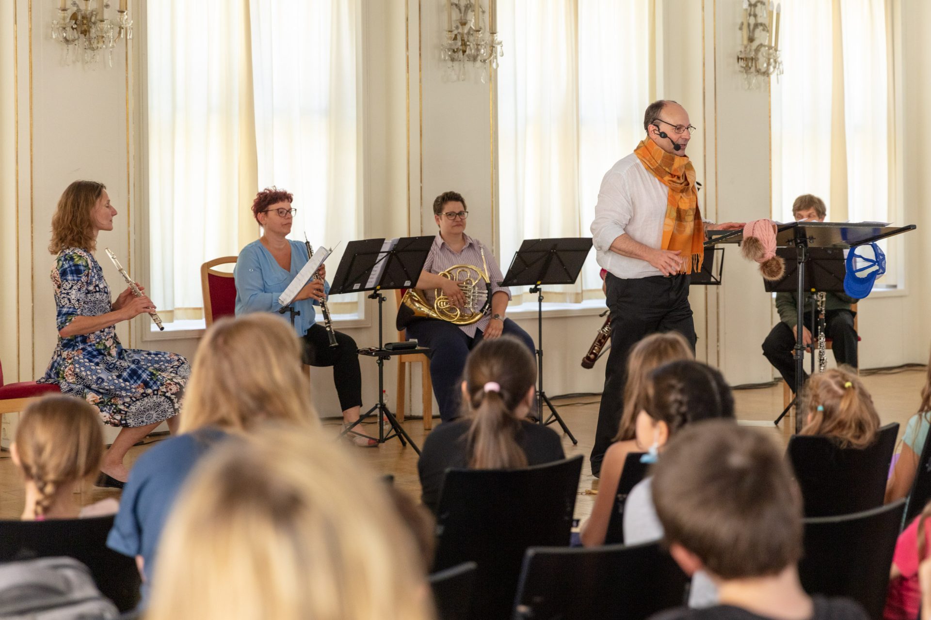 Schulkonzer in der Alten Börse mit Matthias Bega und dem Ensemble "Windstärke 5"