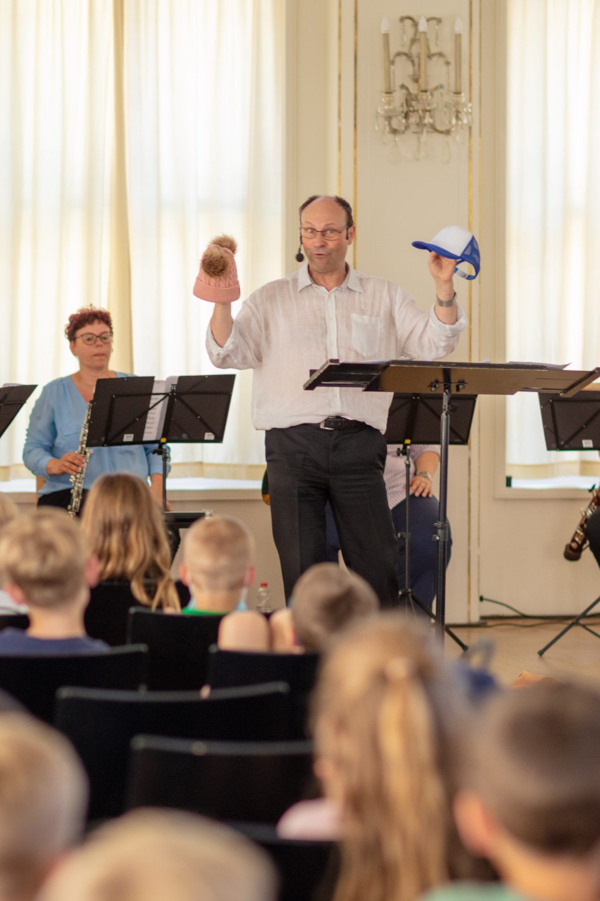 Schulkonzer in der Alten Börse mit Matthias Bega und dem Ensemble "Windstärke 5"